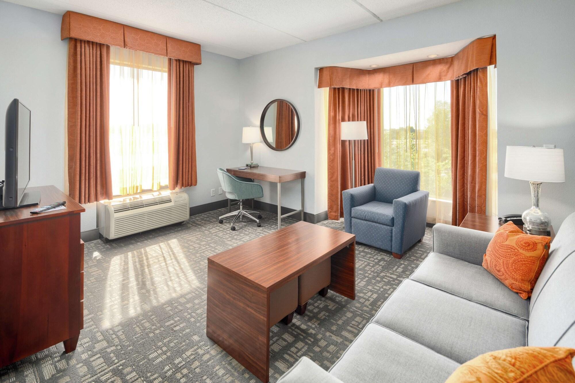Hampton Inn Louisville Northeast Esterno foto