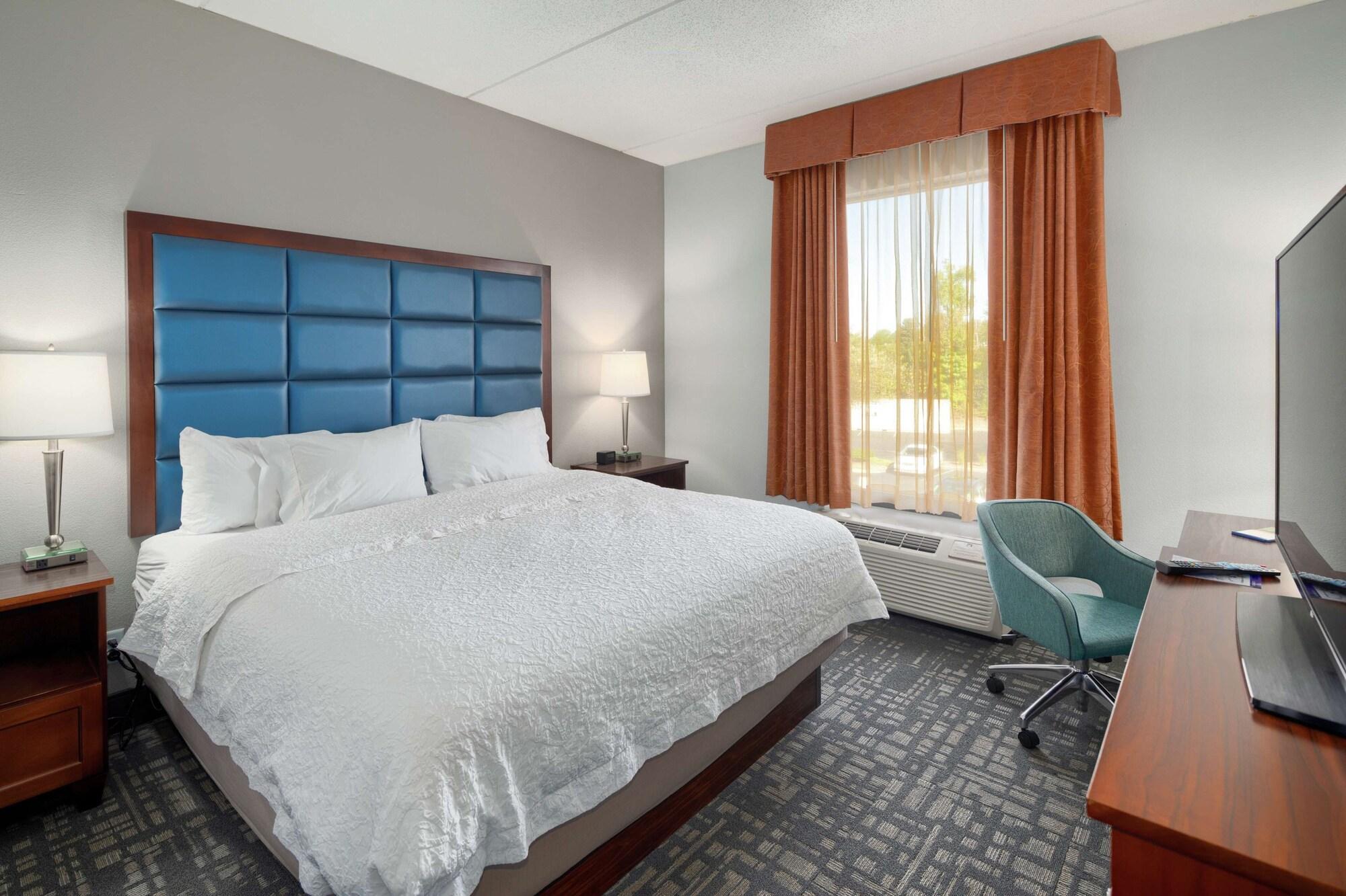 Hampton Inn Louisville Northeast Esterno foto