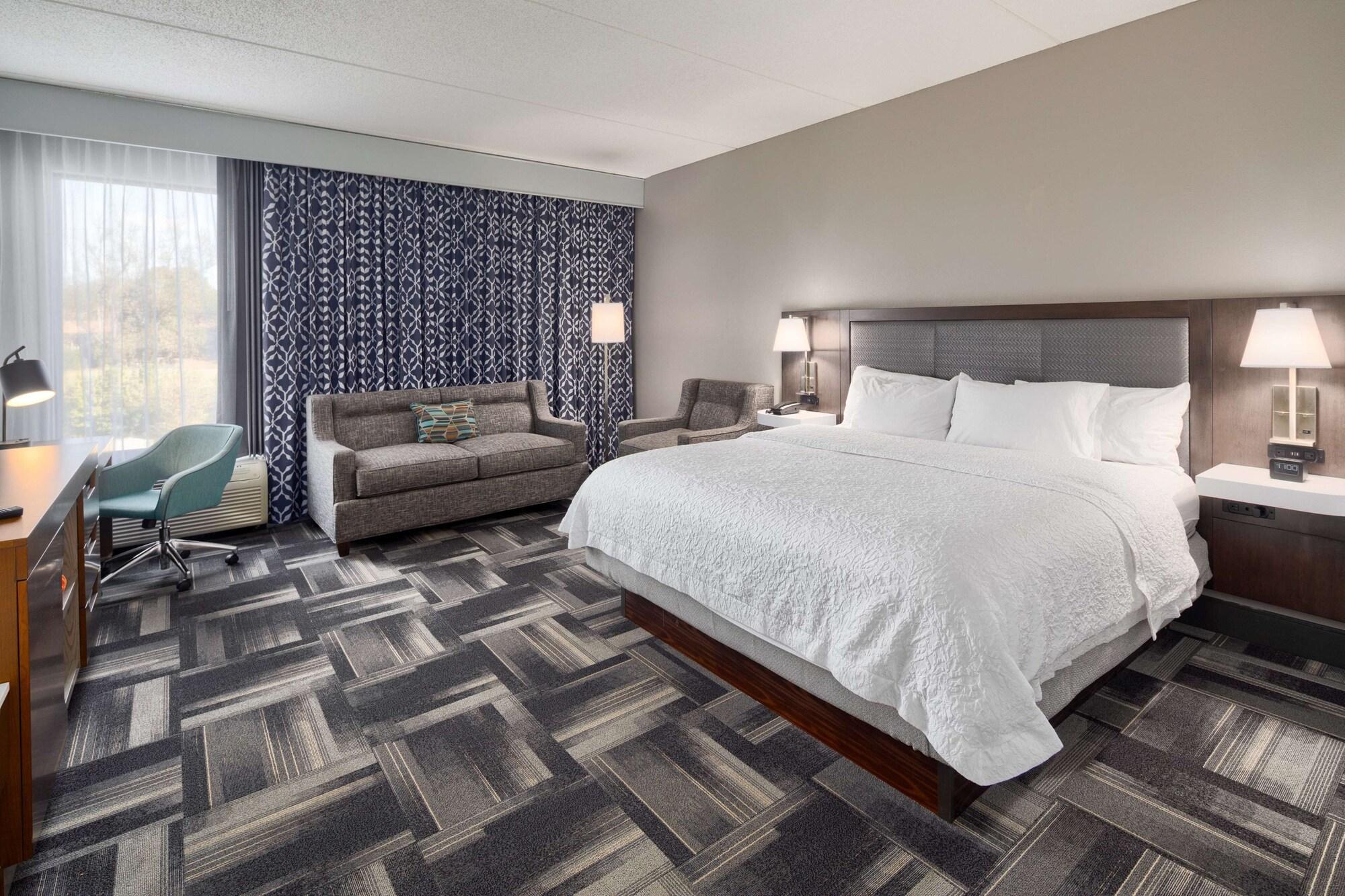 Hampton Inn Louisville Northeast Esterno foto