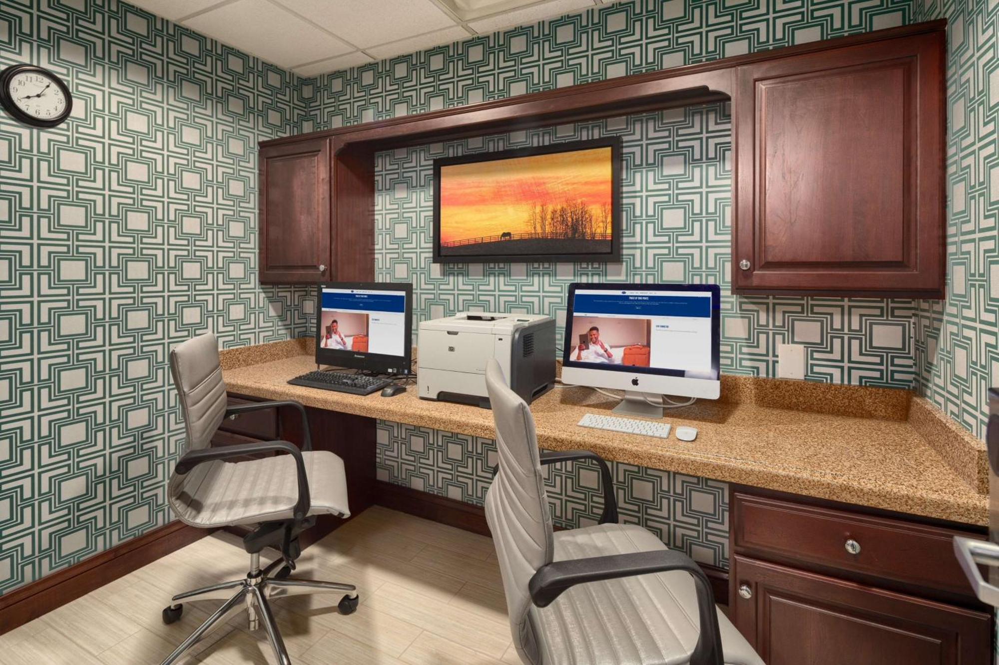 Hampton Inn Louisville Northeast Esterno foto